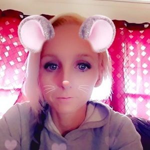 Meet your Posher, Levonia